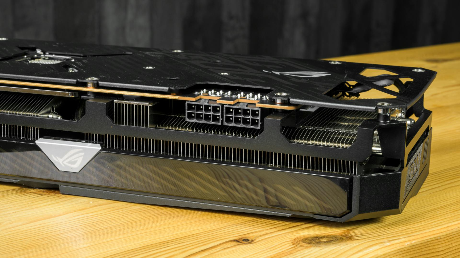 RDNA 3-gpu’s stappen niet over op PCIe 5.0-stroomkabels