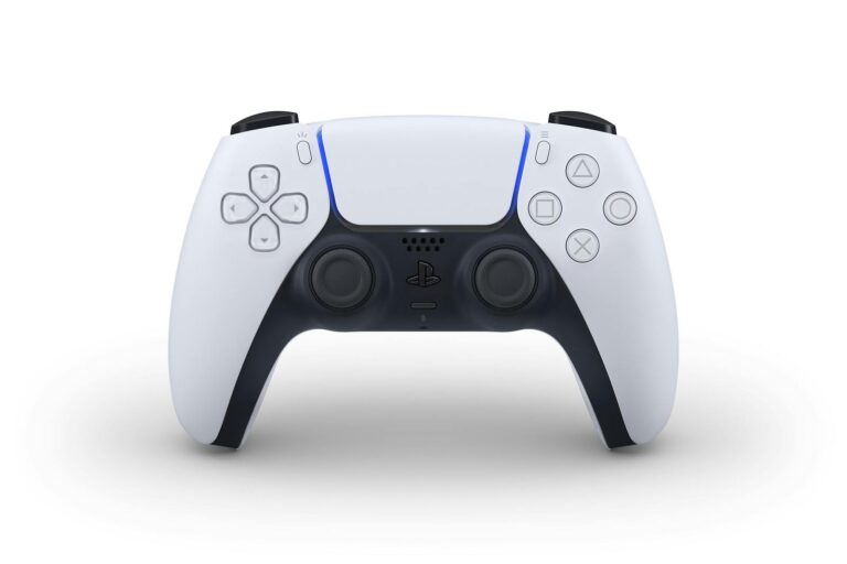 Geoff Keighley probeert DualSense-controller en Astro’s Playroom uit