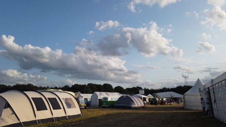 Kijk mee naar de speciale 12 uur-stream op de PU-camping!